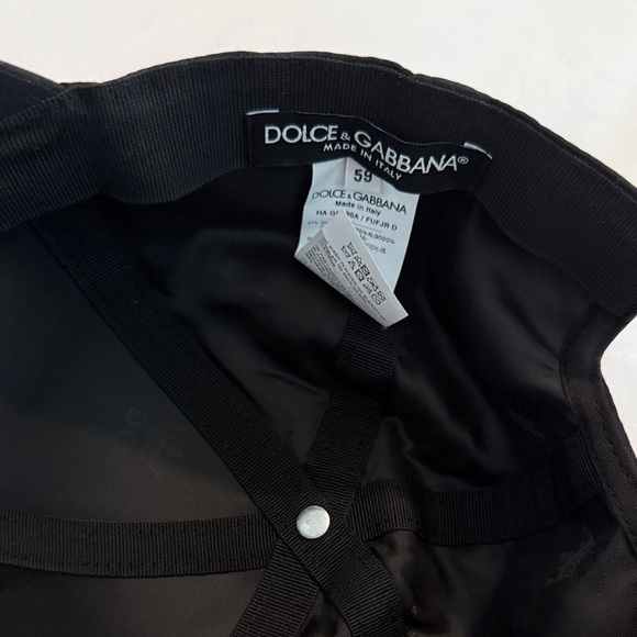 Dolce & Gabbana Classic Black Cap - Picture 2 of 4